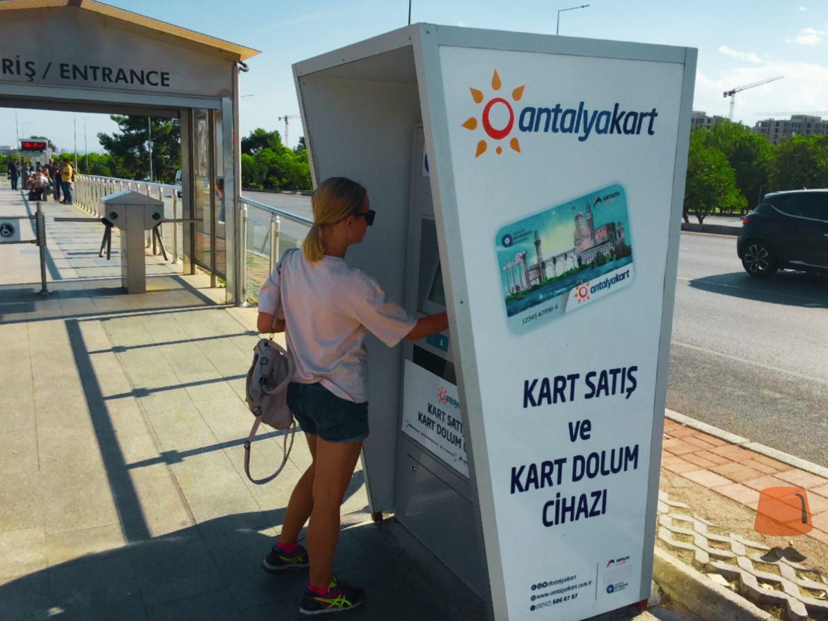 AntalyaKart в Анталье: как туристу купить карту, пополнять и оплачивать транспорт