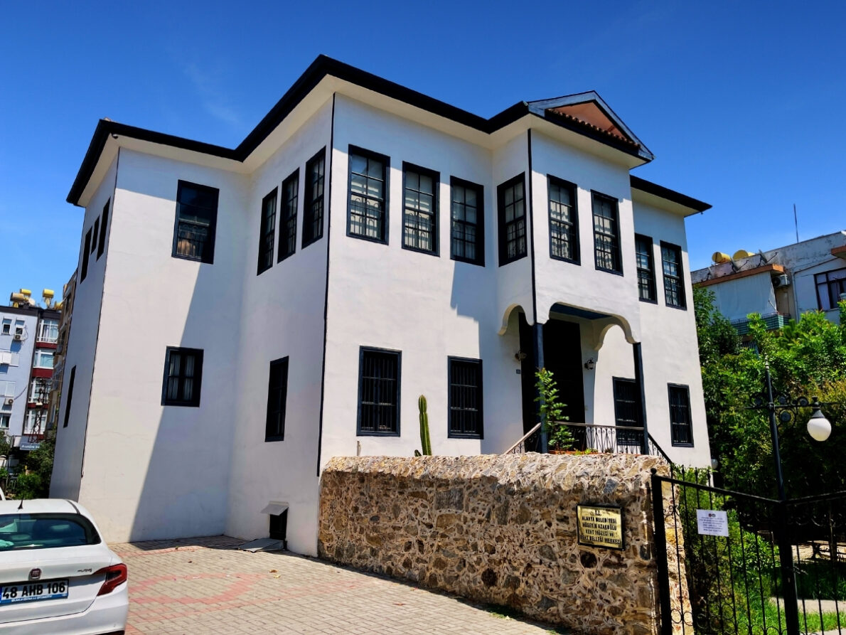 Hüseyin Azakoğlu Kent Müzesi